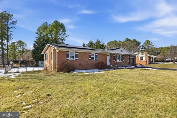 $400,000 | 224 Fredericktowne Drive, Stephens City, VA 22655