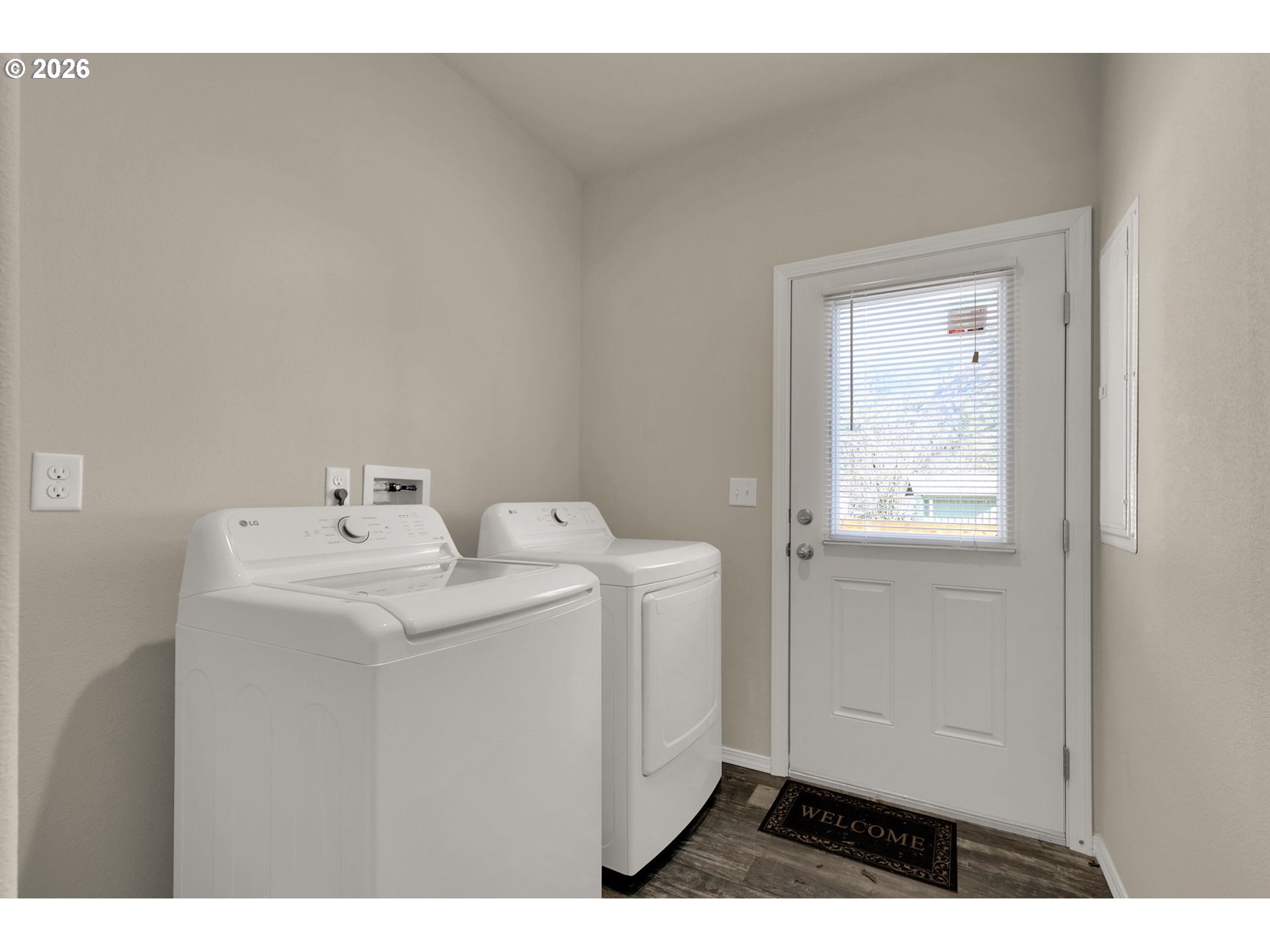 75767 Booth Kelly Camp Road Dorena, OR 97434 - Photo 12 of 38 Laundry