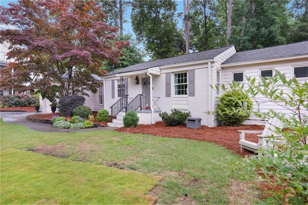 2631 North Thompson Road Northeast Brookhaven, GA 30319 - Photo 2 of 39
