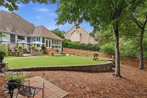 $925,000 | 4311 Summit Oaks Lane Northeast, Roswell, GA 30075