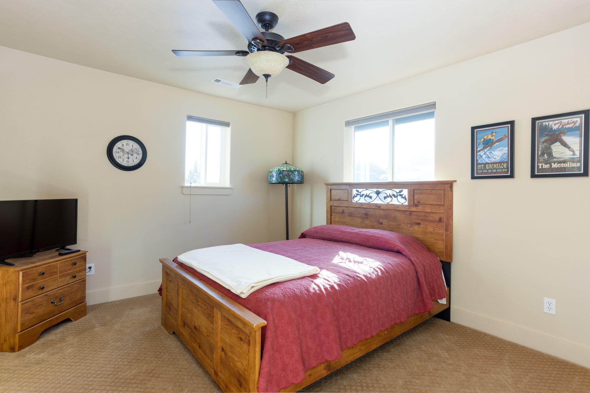 20179 Merriewood Lane Bend, OR 97702 - Photo 18 of 26 10-web-or-mls-20179 Merriewood Lane-9