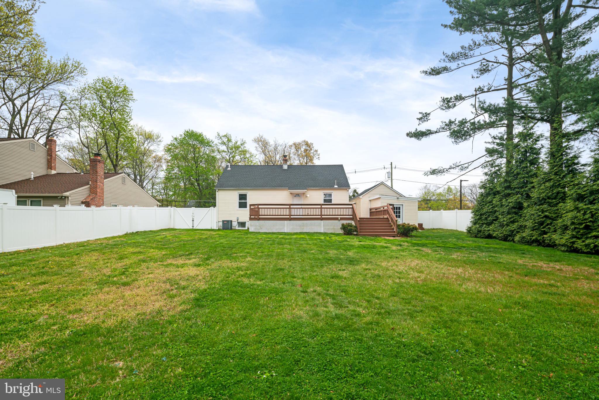 16 Ranoldo Terrace Cherry Hill, NJ 08034 - Photo 11 of 25 Gallery Image 11