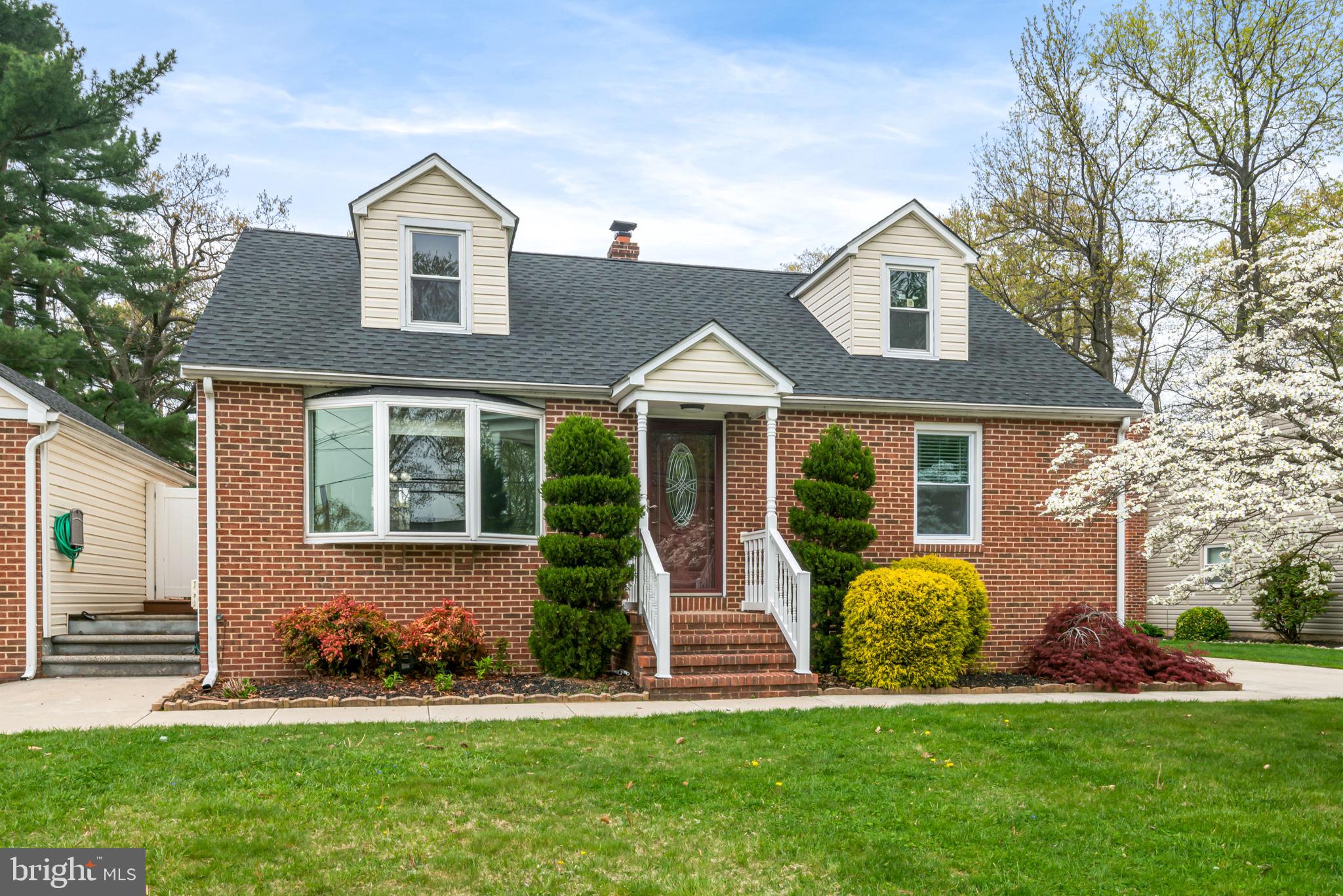 16 Ranoldo Terrace Cherry Hill, NJ 08034 - Photo 2 of 25 Gallery Image 2