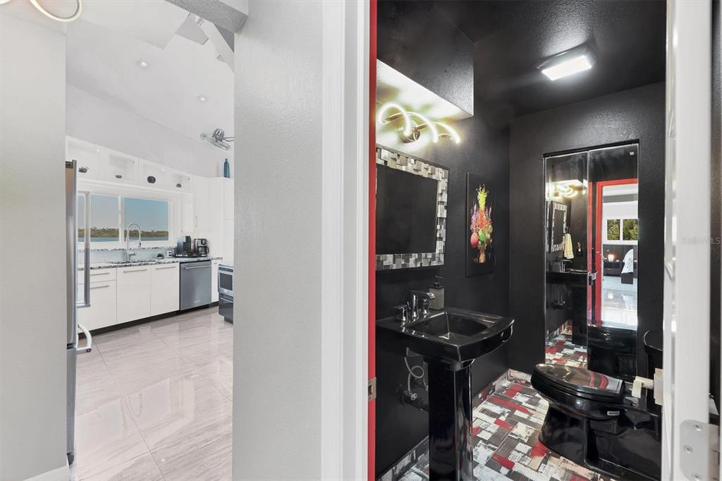 7985 Manasota Key Road Englewood, FL 34223 - Photo 35 of 83