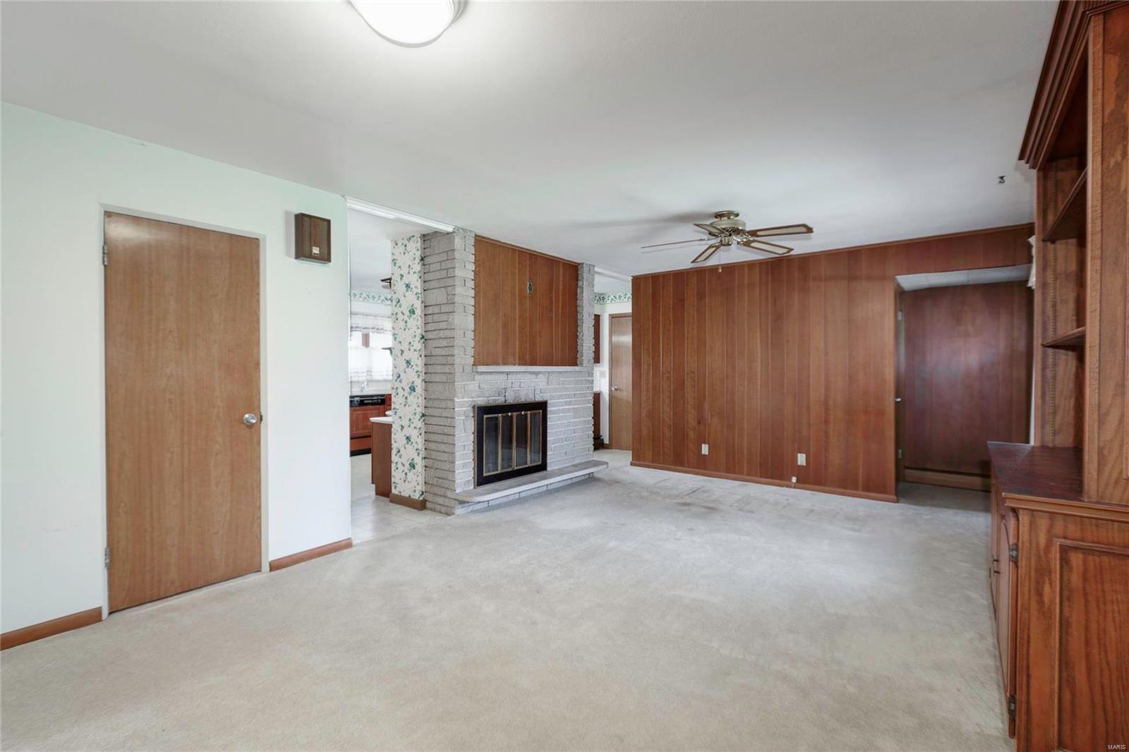 16921 Crestview Drive Grover, MO 63040 - Photo 11 of 26