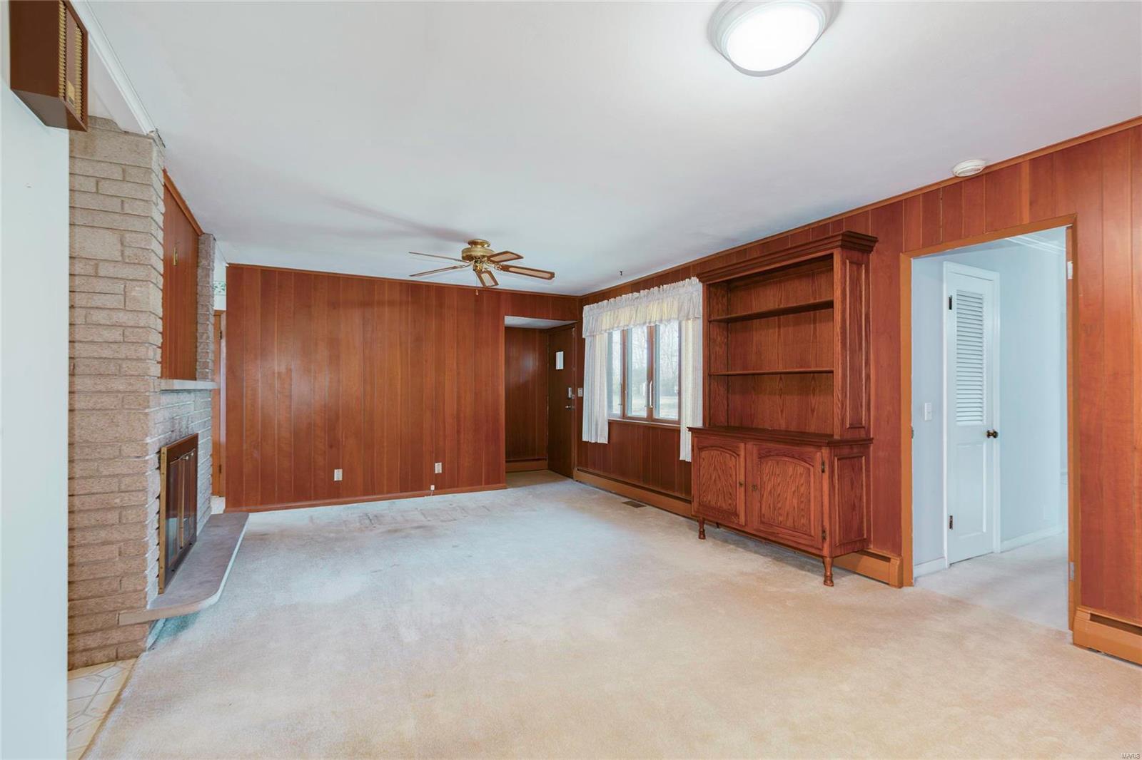 16921 Crestview Drive Grover, MO 63040 - Photo 10 of 26