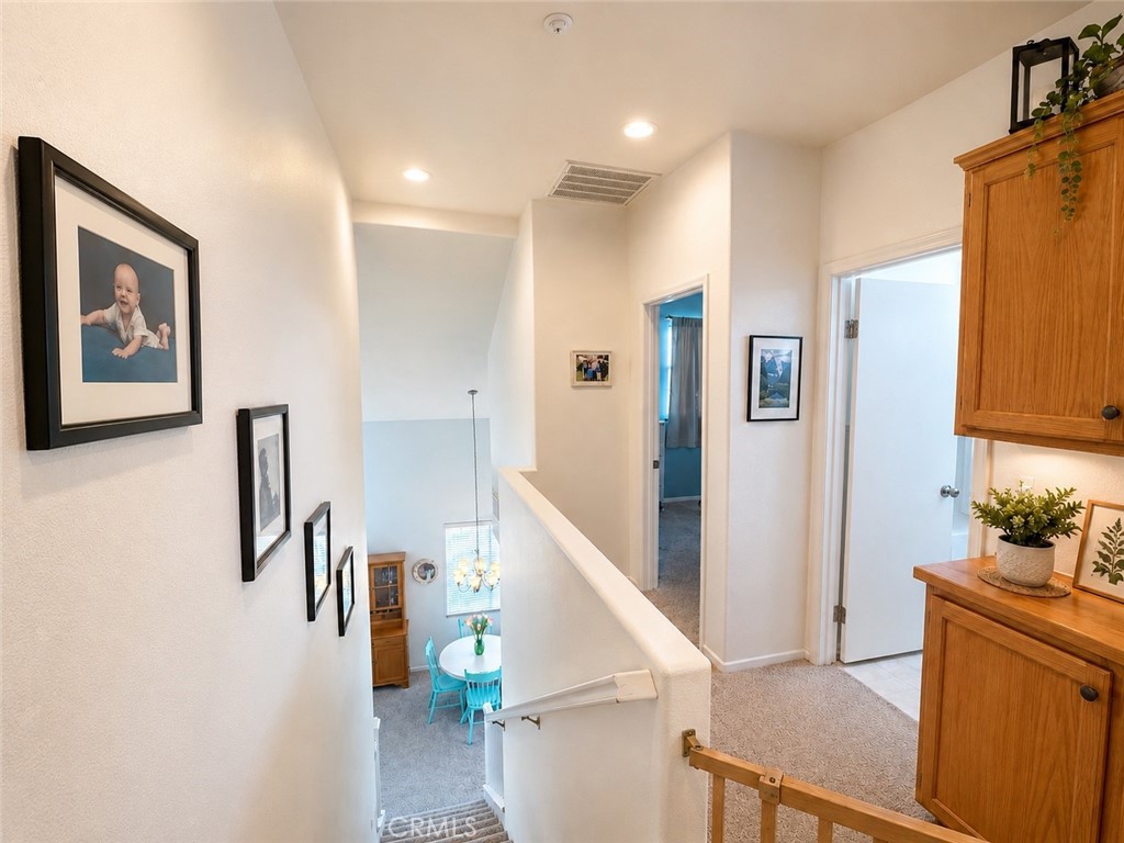 292 Edgemire Lane Simi Valley, CA 93065 - Photo 32 of 45