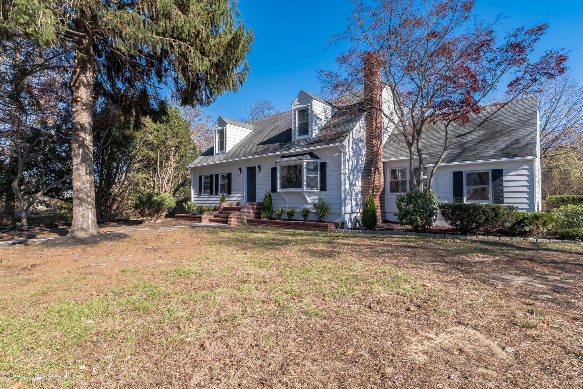 616 Lloyd Road Aberdeen, NJ 07747 - Photo 2 of 30 Front View 2