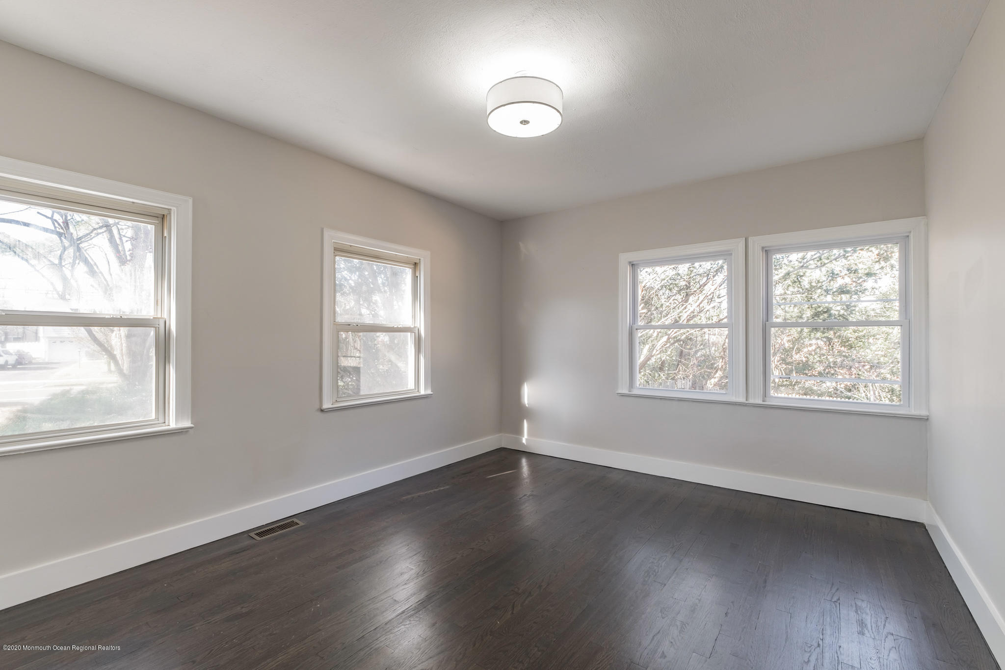 616 Lloyd Road Aberdeen, NJ 07747 - Photo 12 of 30 BR 2 1