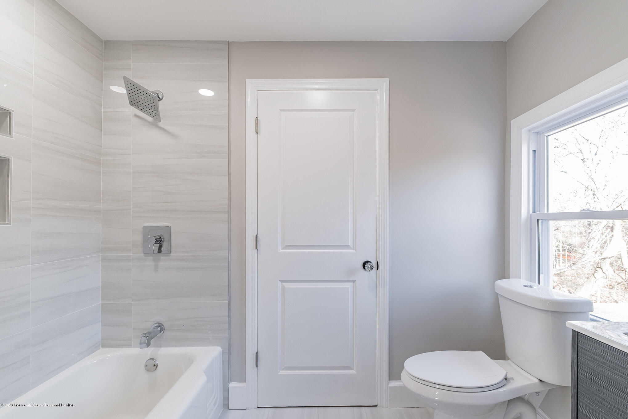 616 Lloyd Road Aberdeen, NJ 07747 - Photo 26 of 30 MBath 2