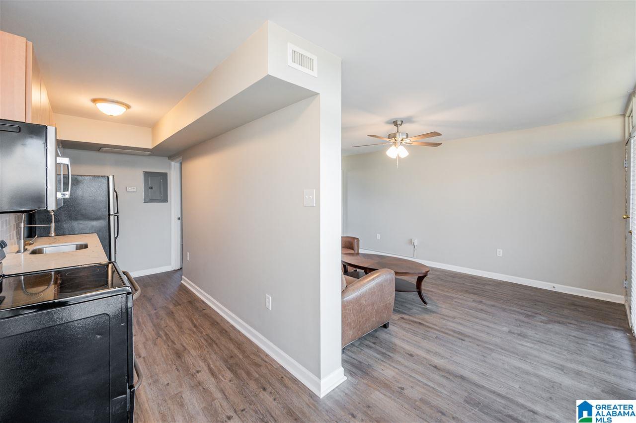 2990 Rhodes Circle South, Unit 320 Birmingham, AL 35205 - Photo 9 of 26