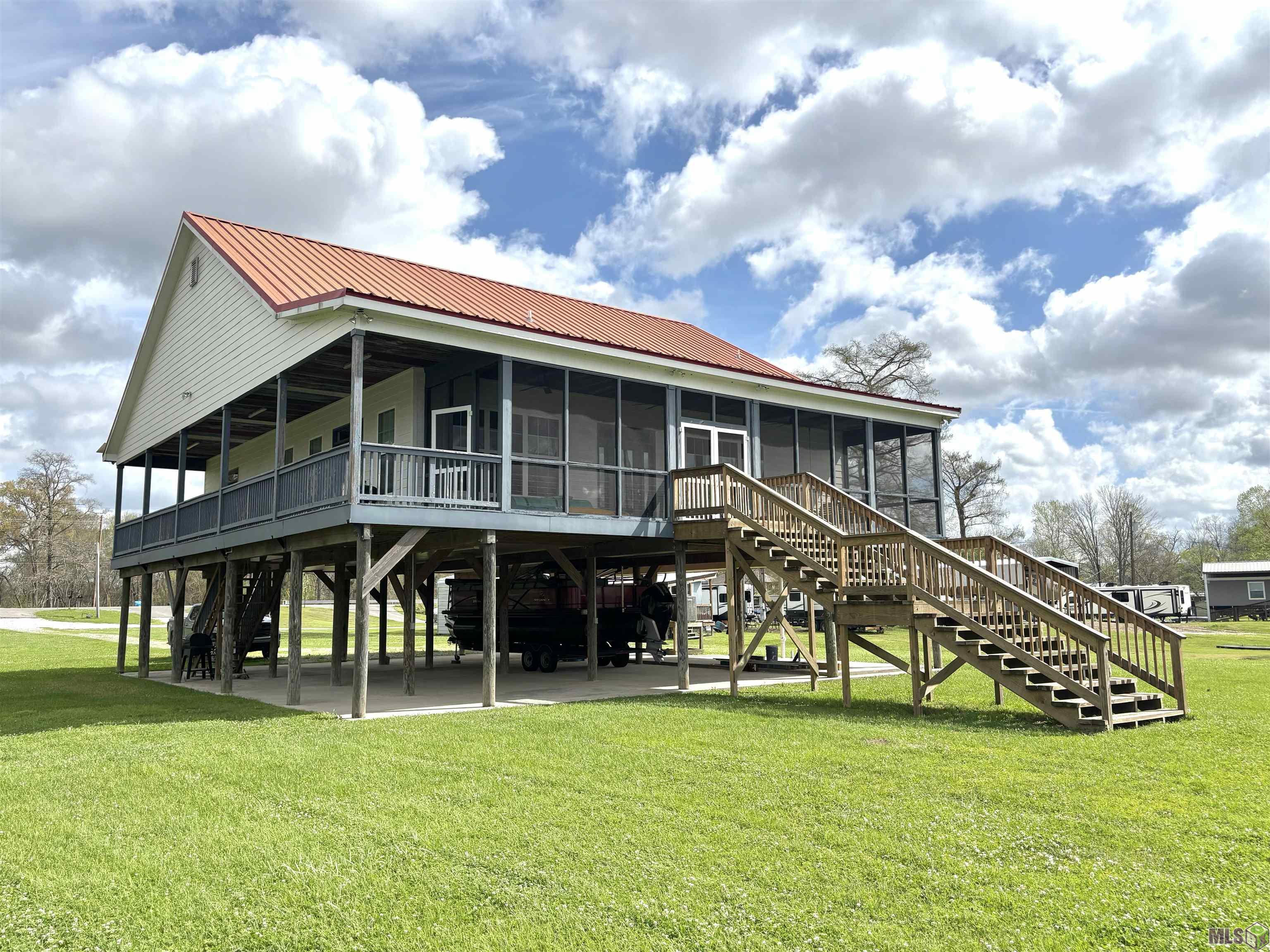 6091 Island Road Jarreau, LA 70749 - Photo 2 of 16