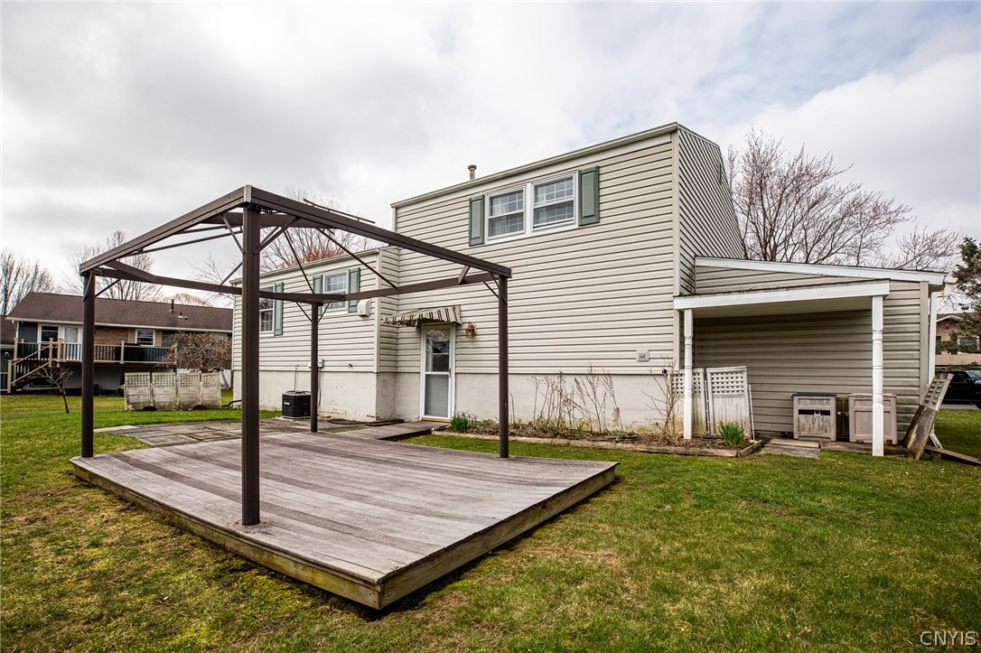 8003 Bamm Hollow Road Clay, NY 13041 - Photo 32 of 35 Relax in the warmer weather under the pergola!