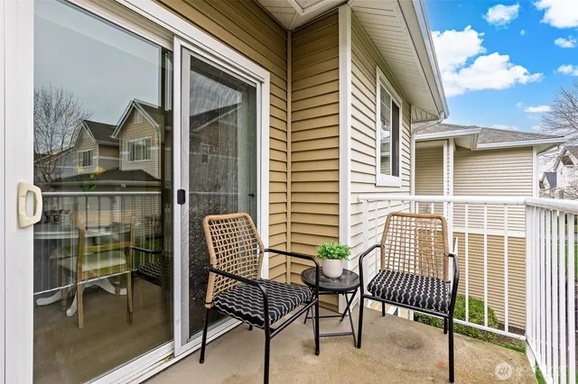 $344,995 | 6129 Lindsay Avenue Southeast, Unit C8, Auburn, WA 98092