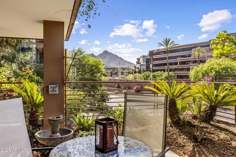 $525,000 | 7161 East Rancho Vista Drive, Unit 2008, Scottsdale, AZ 85251