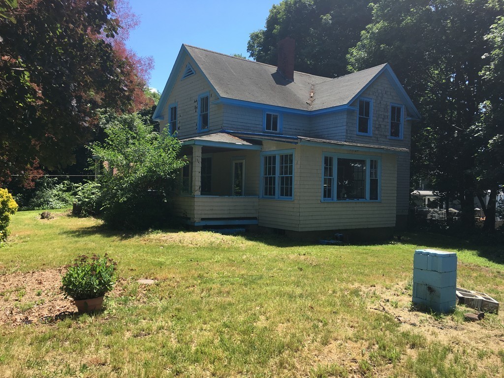 43 Bicknell Road Weymouth, MA 02191 - Photo 4 of 28 Gallery Image 4