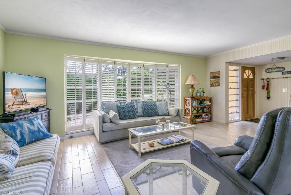 737 Mooring Line Drive Naples, FL 34102 - Photo 4 of 23