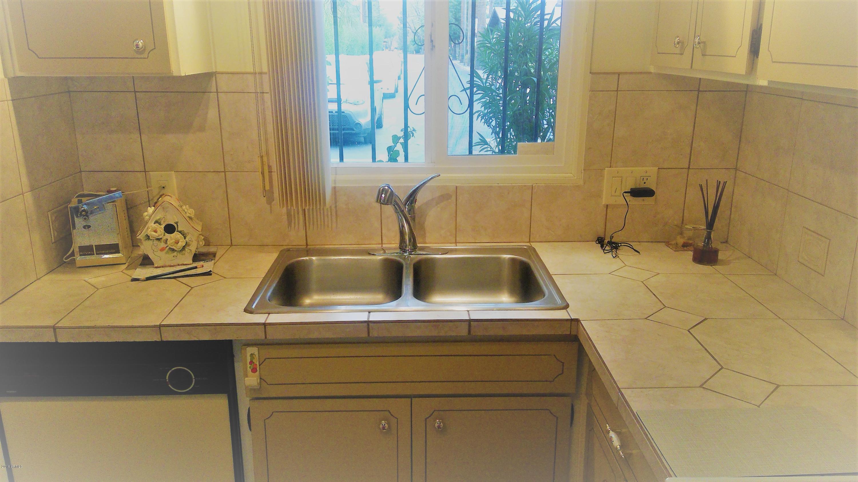 1450 East Bethany Home Road, Unit 22 Phoenix, AZ 85014 - Photo 16 of 18 WIN_20170103_14_41_53_Pro