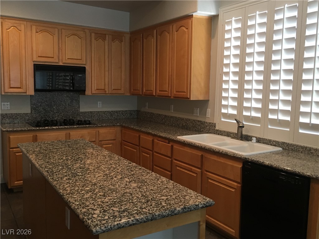 2016 Trailside Village Avenue Henderson, NV 89012 - Photo 5 of 12