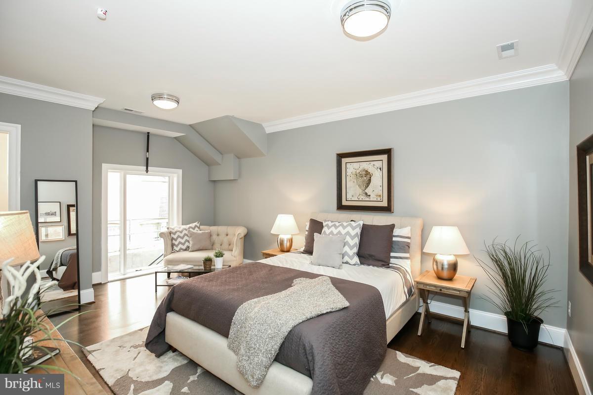 2012 Kalorama Road Northwest, Unit 3 Washington, DC 20009 - Photo 13 of 21 Bedroom (Master)