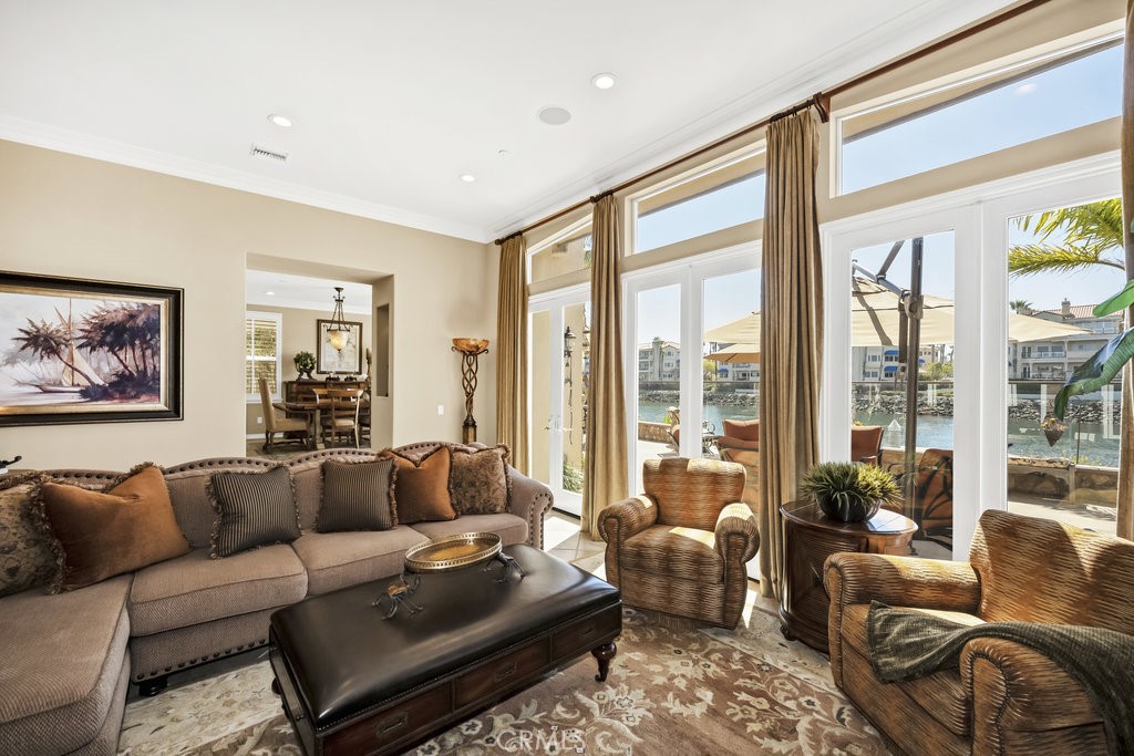 1566 Twin Tides Place Oxnard, CA 93035 - Photo 23 of 68