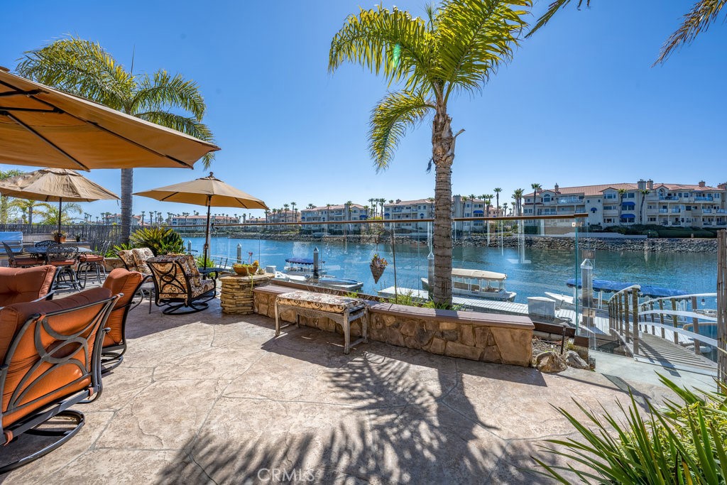 1566 Twin Tides Place Oxnard, CA 93035 - Photo 5 of 68