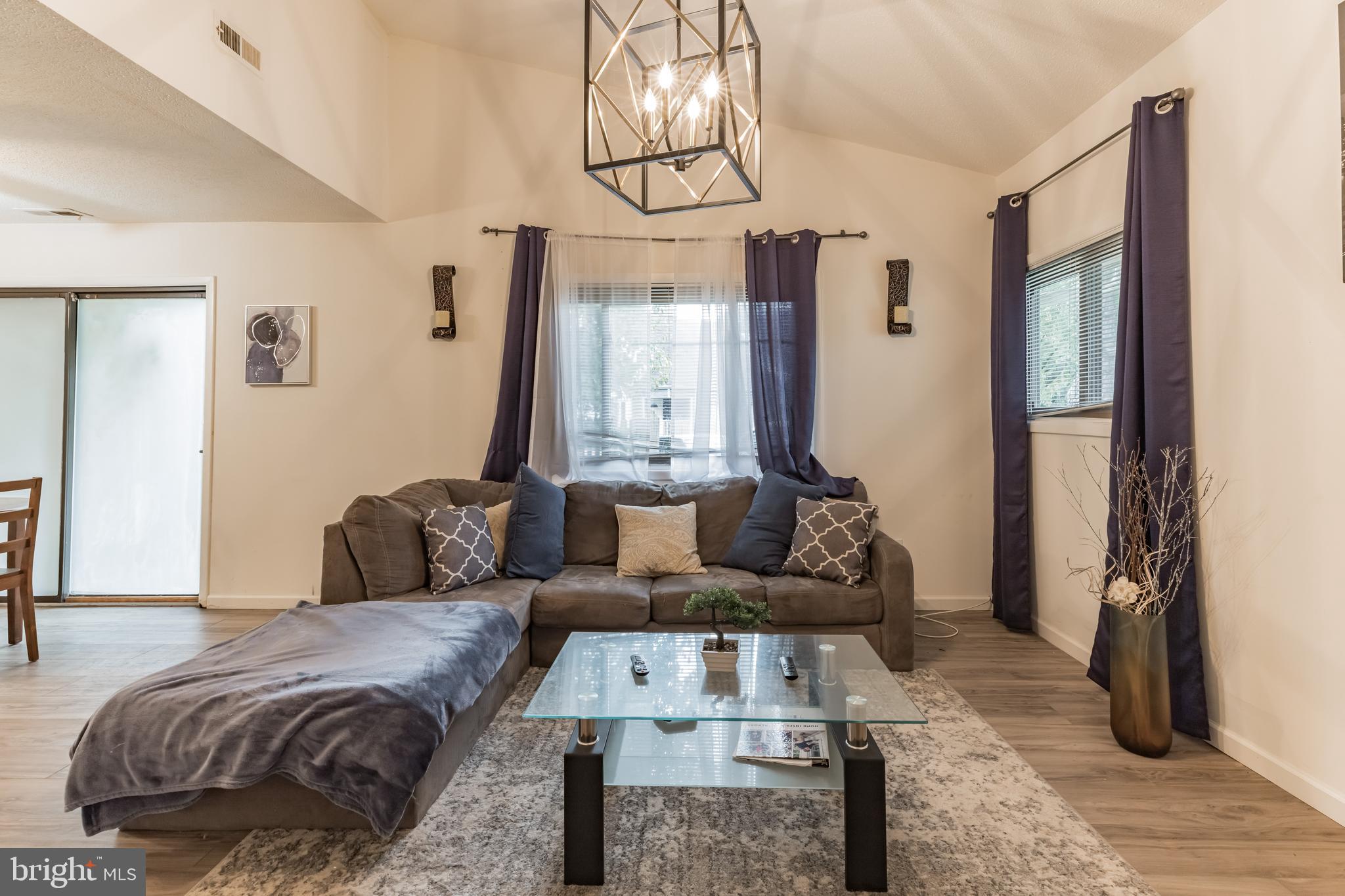 1 Dover Drive Lindenwold, NJ 08021 - Photo 5 of 31