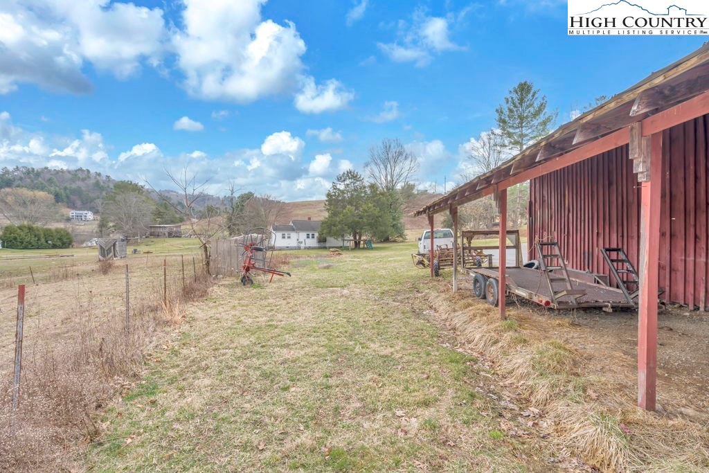 178 John Shell Road Sugar Grove, NC 28679 - Photo 28 of 37