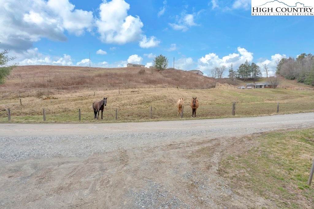 178 John Shell Road Sugar Grove, NC 28679 - Photo 31 of 37