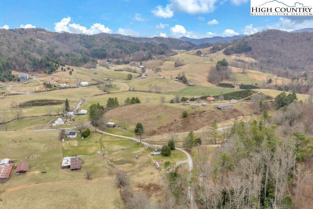 178 John Shell Road Sugar Grove, NC 28679 - Photo 32 of 37