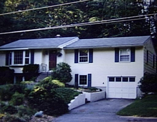 10 Santa Fe Road Chelmsford, MA 01824 - Photo 1 of 1