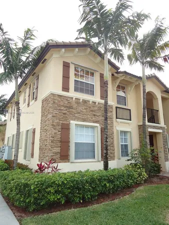 $1,800 | 3320 Northeast 13th Cir Drive, Unit 201, Homestead, FL 33033