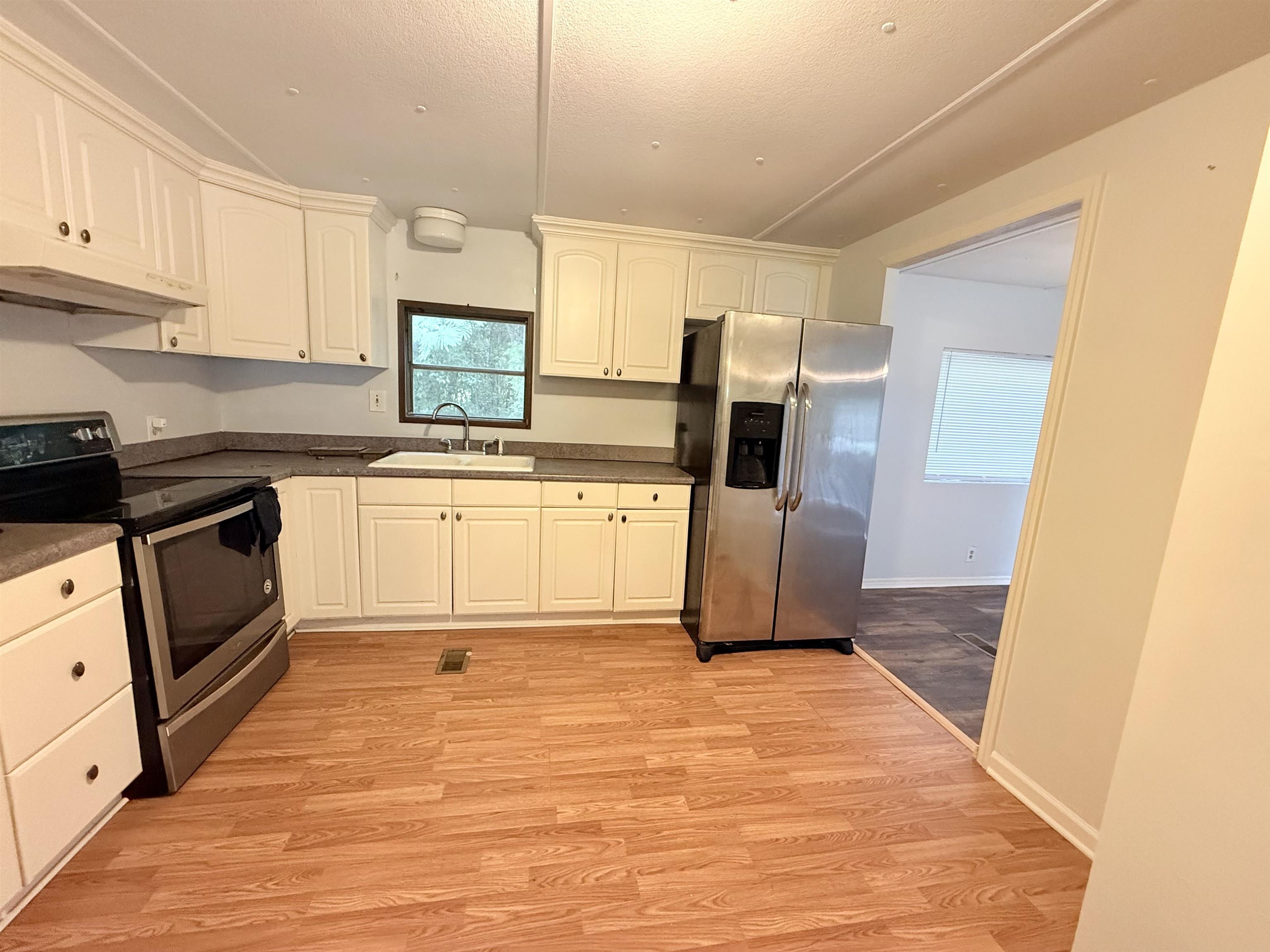 2596 Eddie Road Tallahassee, FL 32308 - Photo 3 of 9