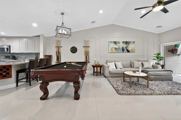 $4,700 | 1956 Pisces Terrace, Unit 1956, Weston, FL 33327