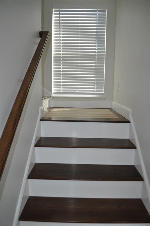 2321 Murphy Court Red Oak, TX 75154 - Photo 8 of 21 a view of entryway