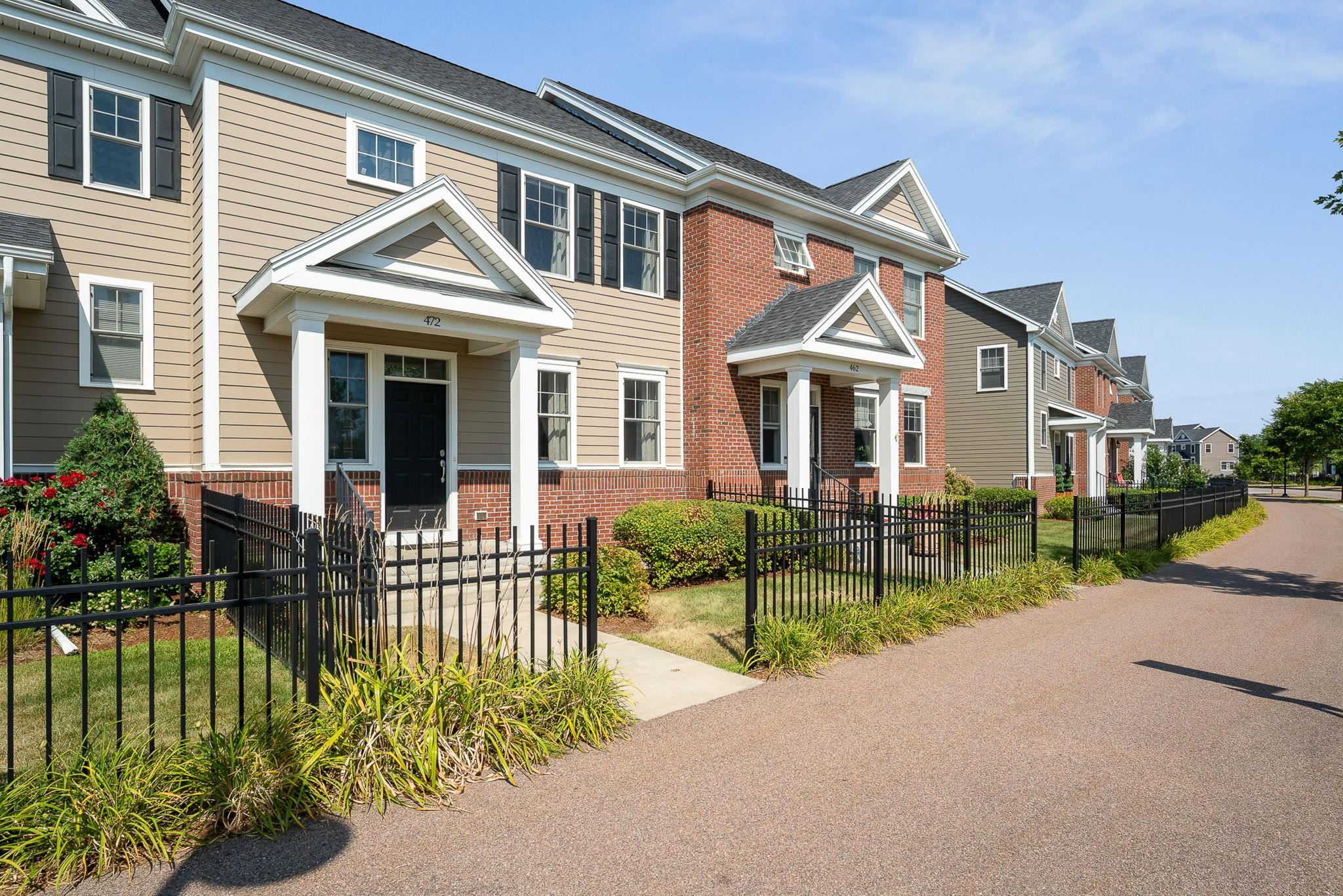 472 Zephyr Road Williston, VT 05495 - Photo 2 of 49