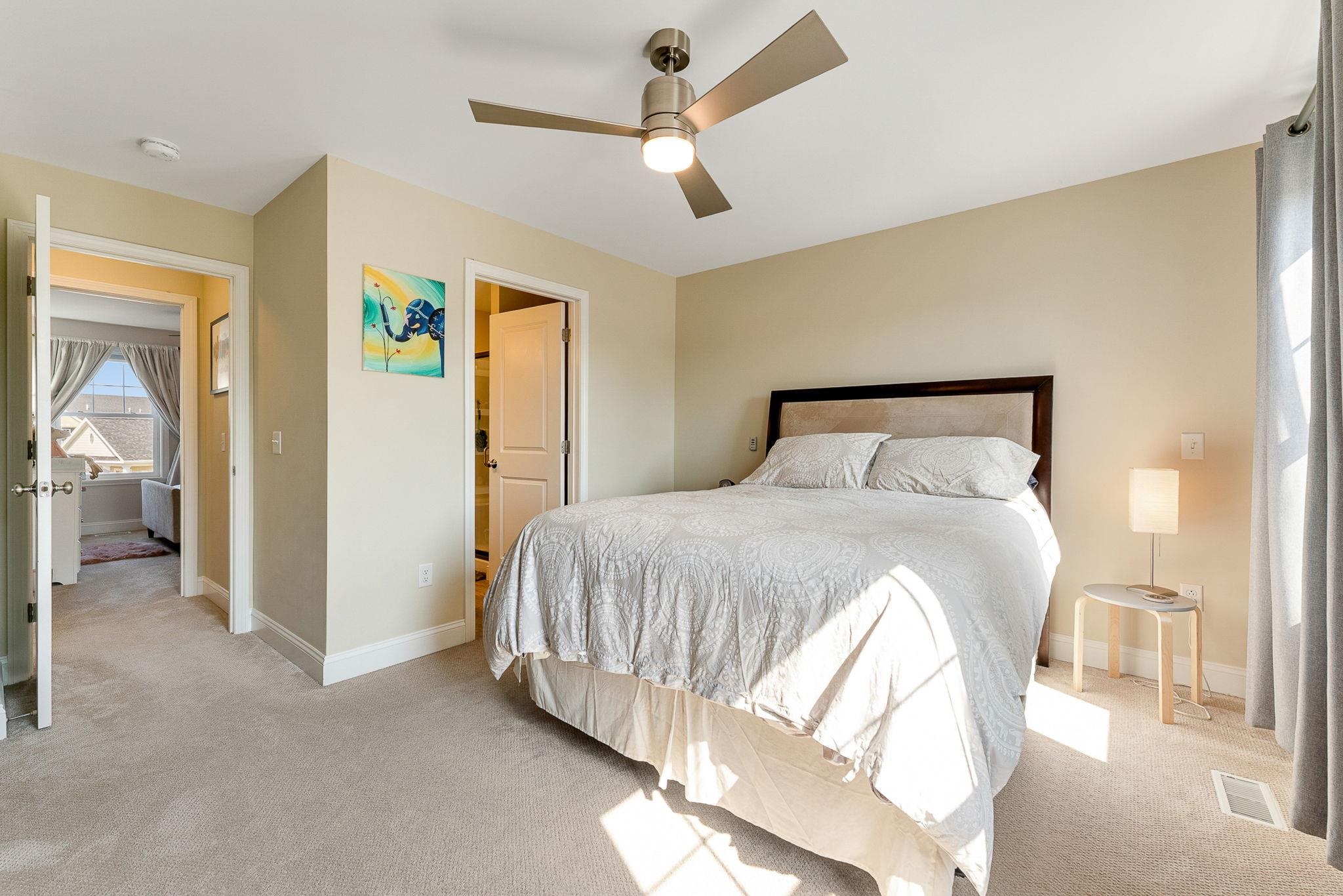 472 Zephyr Road Williston, VT 05495 - Photo 32 of 49