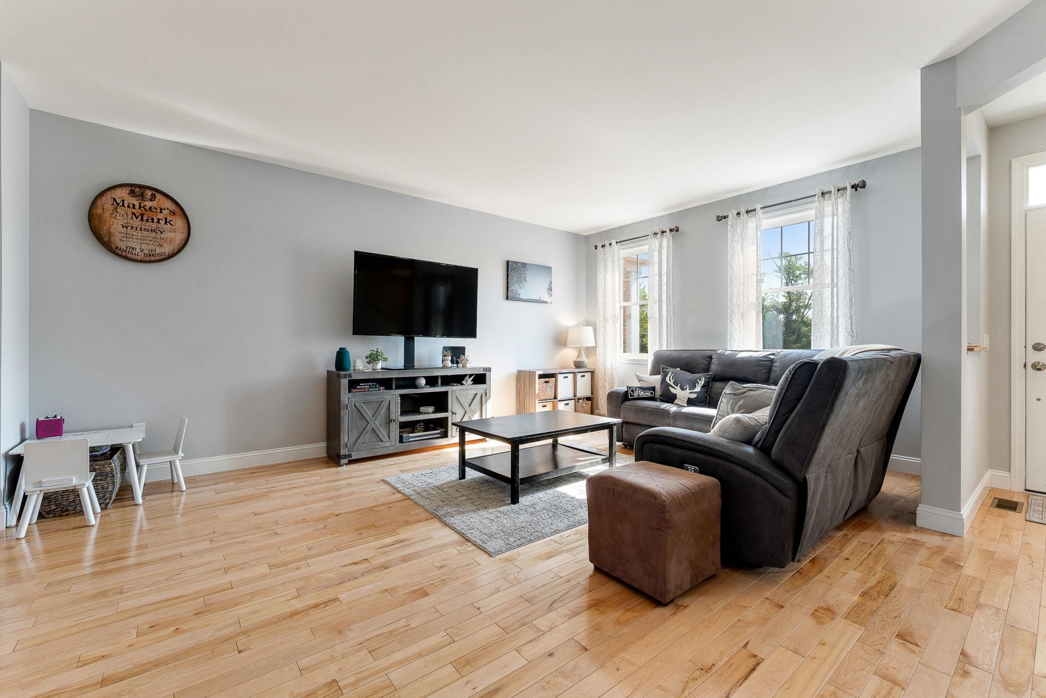 472 Zephyr Road Williston, VT 05495 - Photo 6 of 49