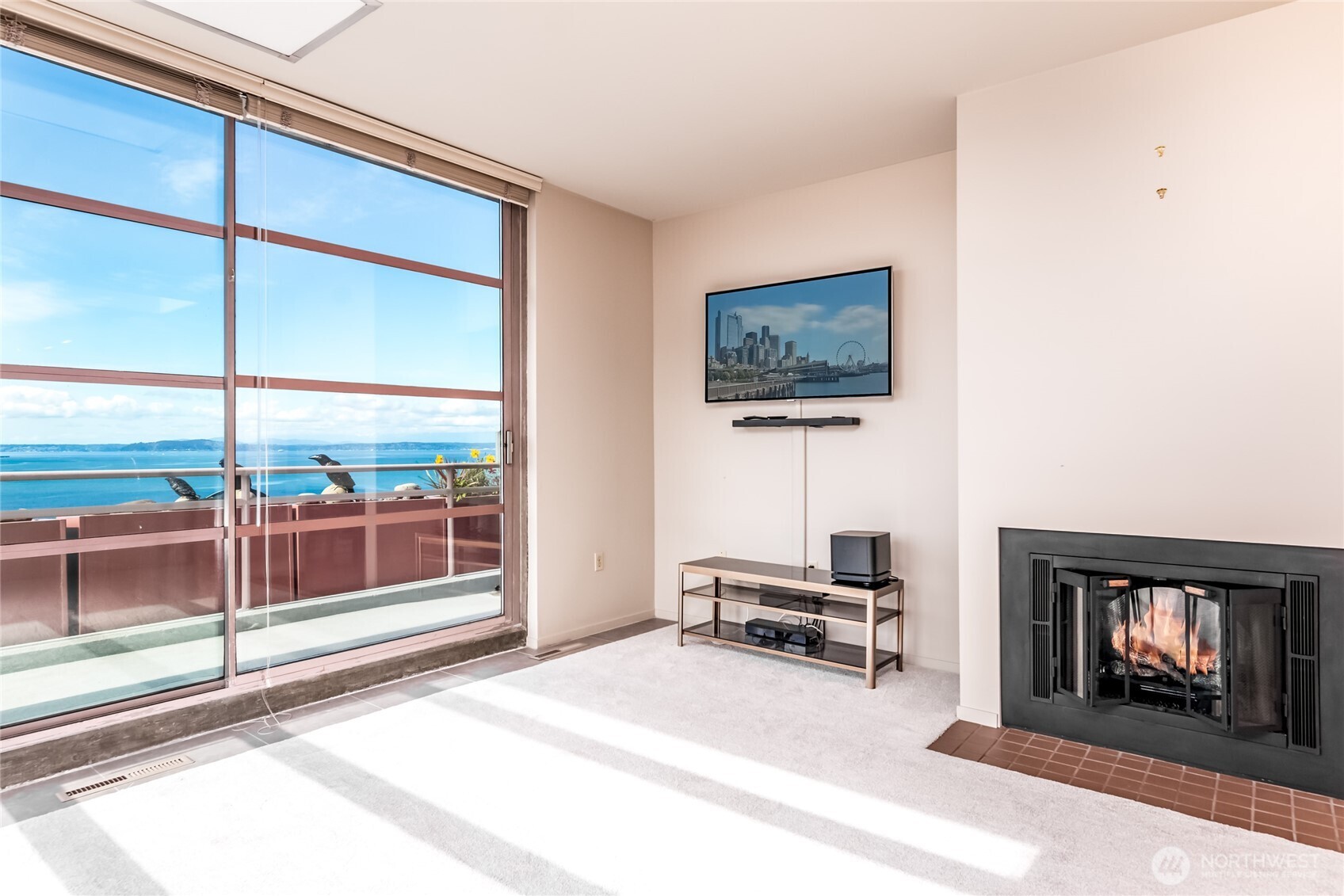 1425 Western Avenue, Unit U403 Seattle, WA 98101 - Photo 12 of 40