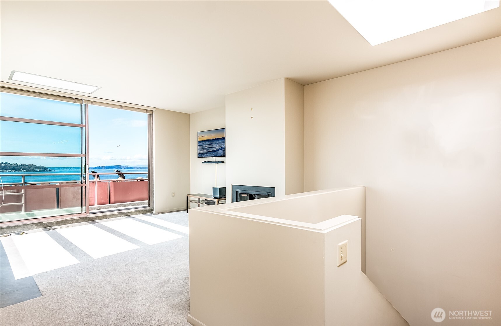 1425 Western Avenue, Unit U403 Seattle, WA 98101 - Photo 14 of 40