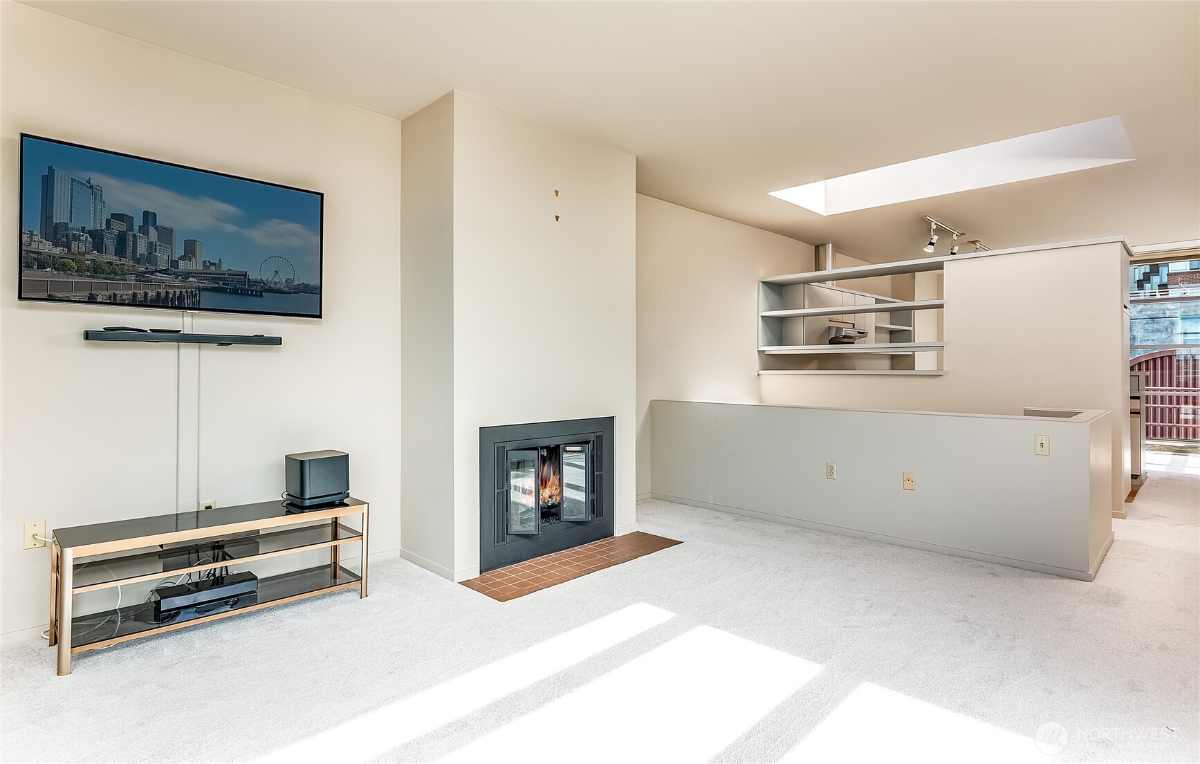 1425 Western Avenue, Unit U403 Seattle, WA 98101 - Photo 16 of 40