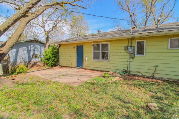 $191,500 | 1919 Clare Road, Lawrence, KS 66046