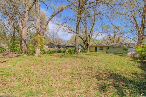 $191,500 | 1919 Clare Road, Lawrence, KS 66046