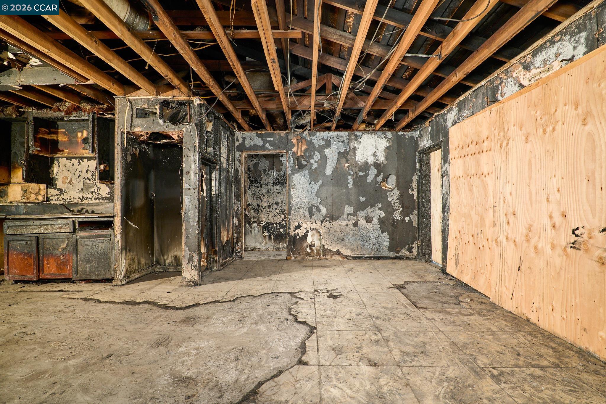 3530 William Way Sacramento, CA 95821 - Photo 9 of 27 a view of a garage