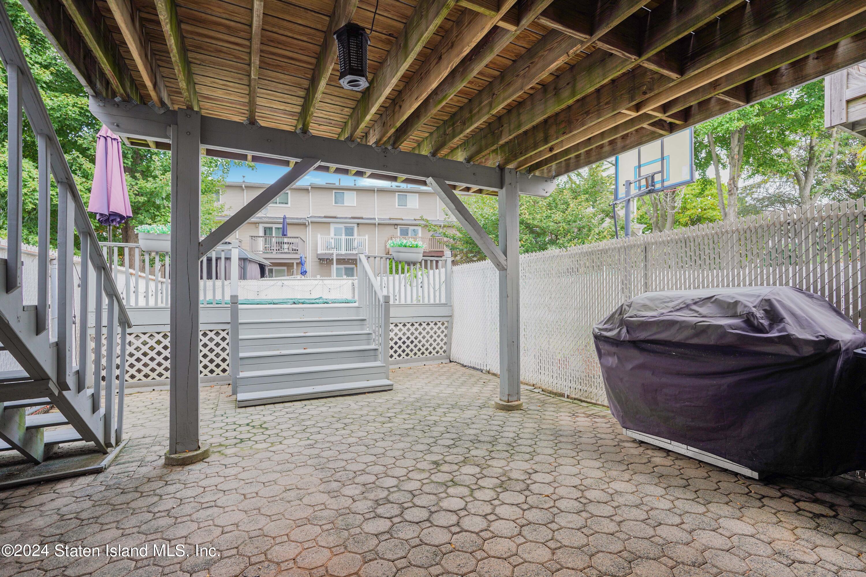 202 Pembrook Loop Staten Island, NY 10309 - Photo 34 of 41 Photo Oct 05 2024, 10 28 46 PM