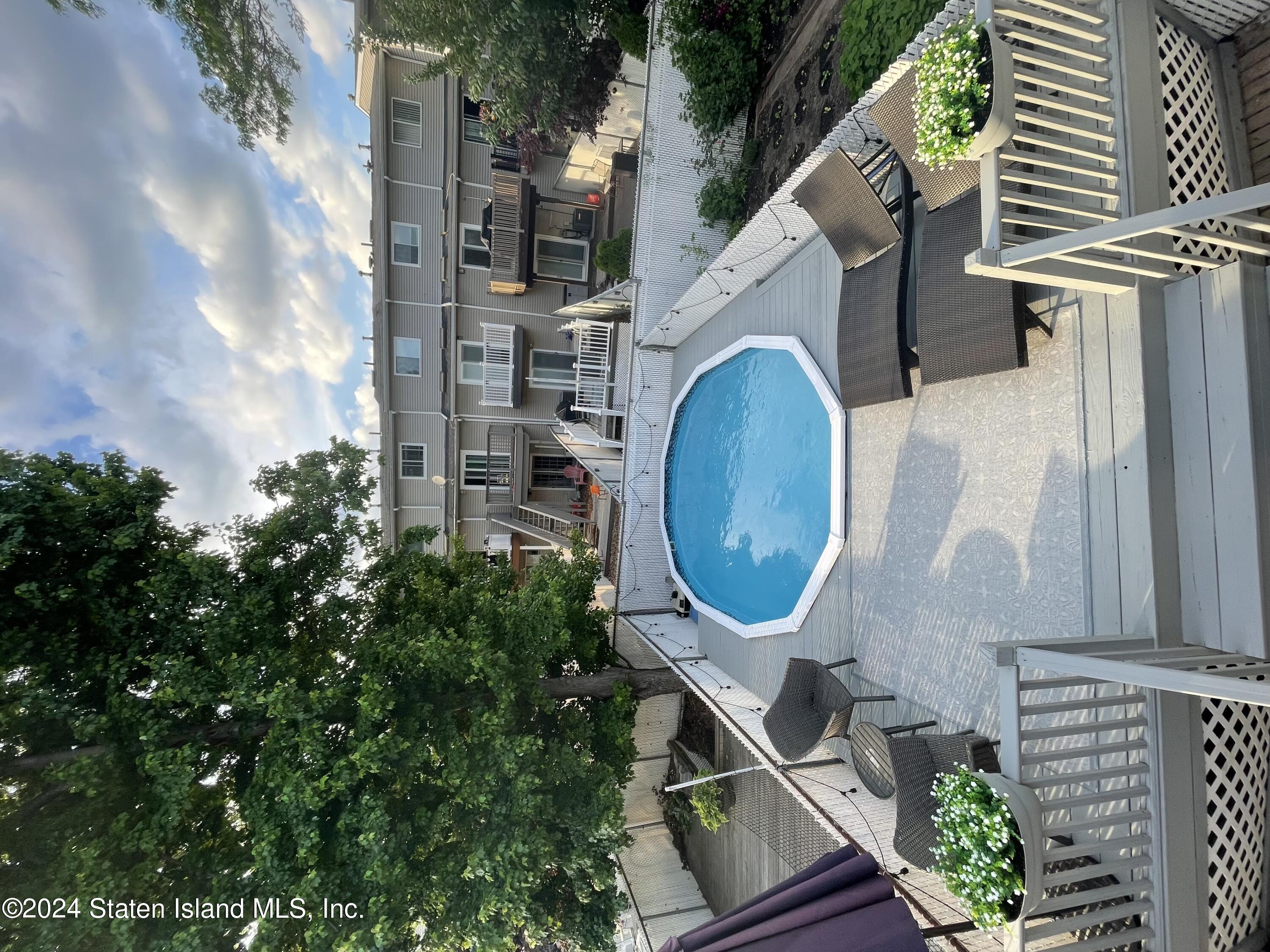 202 Pembrook Loop Staten Island, NY 10309 - Photo 40 of 41 202 Pembrook Loop