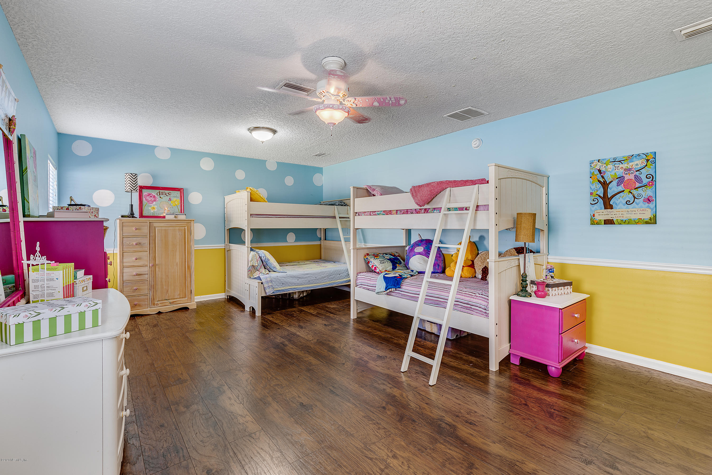 1798 Covington Lane Fleming Island, FL 32003 - Photo 21 of 30 a living room with furniture and a wooden floor