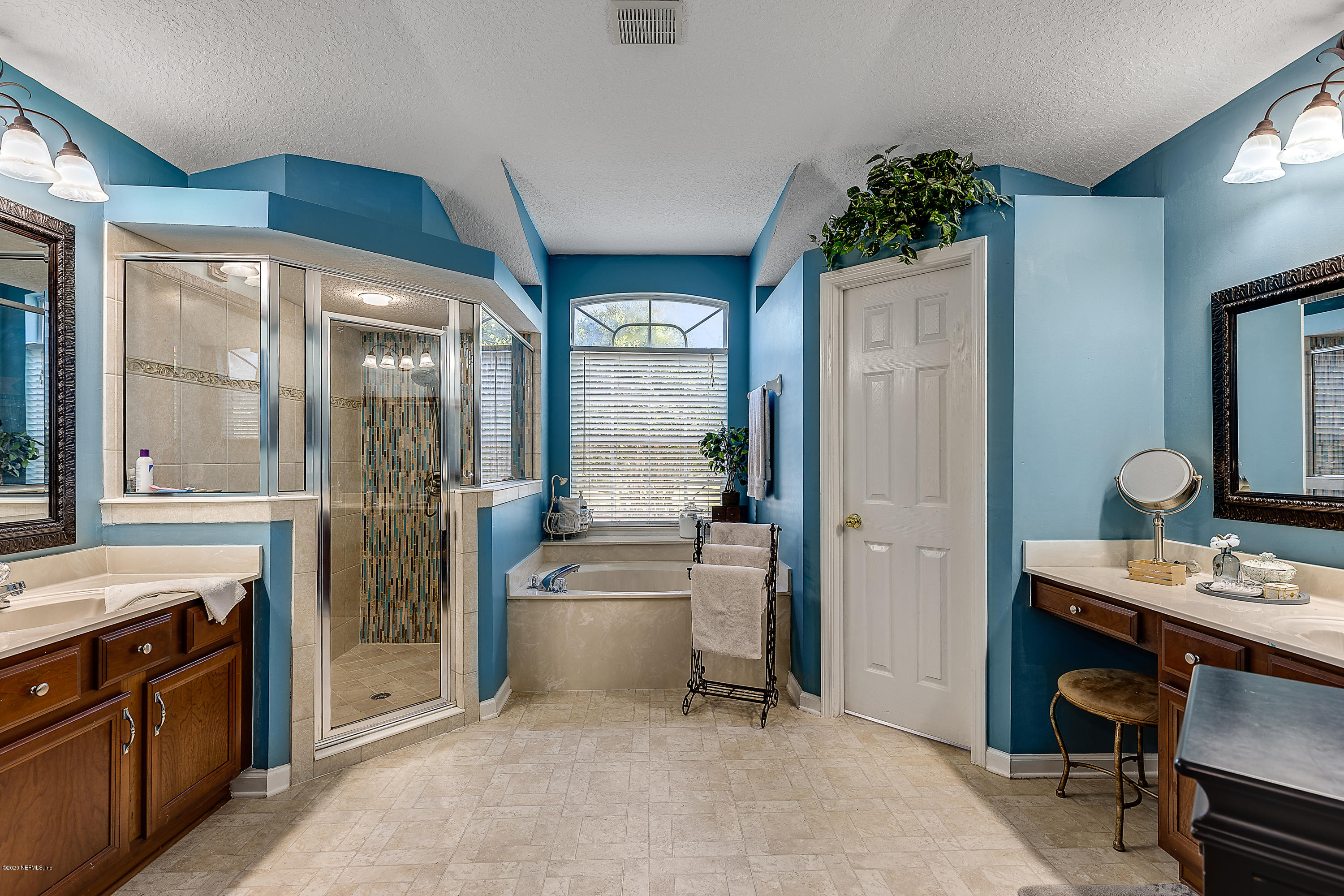 1798 Covington Lane Fleming Island, FL 32003 - Photo 24 of 30 a view of a open kitchen and dining room