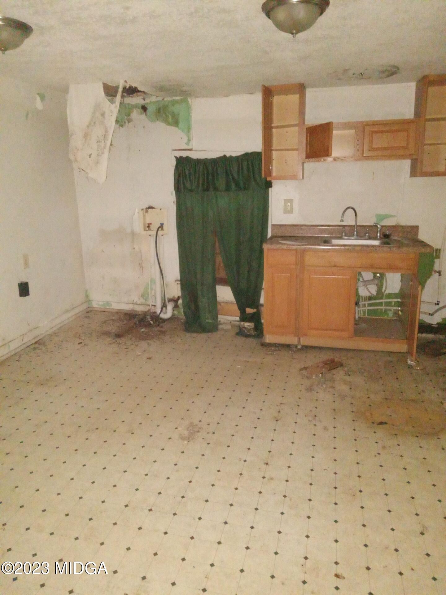 1123 Smith Street Macon, GA 31217 - Photo 8 of 17 a view of a storage & utility room