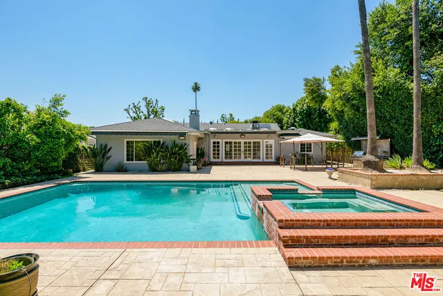 $10,500 | 8760 White Oak Avenue, Northridge, CA 91325